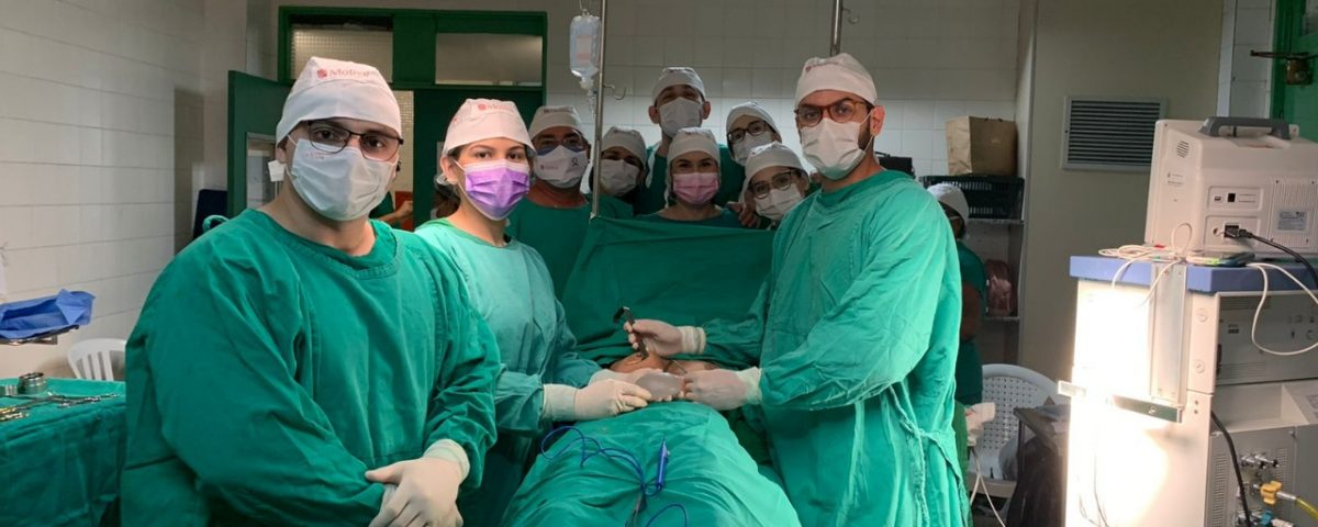 Com a campanha “O Poder do Rosa”, a Motiva Implantes faz referência ao poder de seguir em frente com projeto que acontece para celebrar o Outubro Rosa
